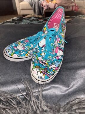 Vans Turquoise Hello Kitty Patterned Lace-Up Sneakers
